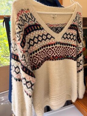 Telluride Clothing Company Cream Ivory Multicolor Fair Isle Vneck Sweater--M